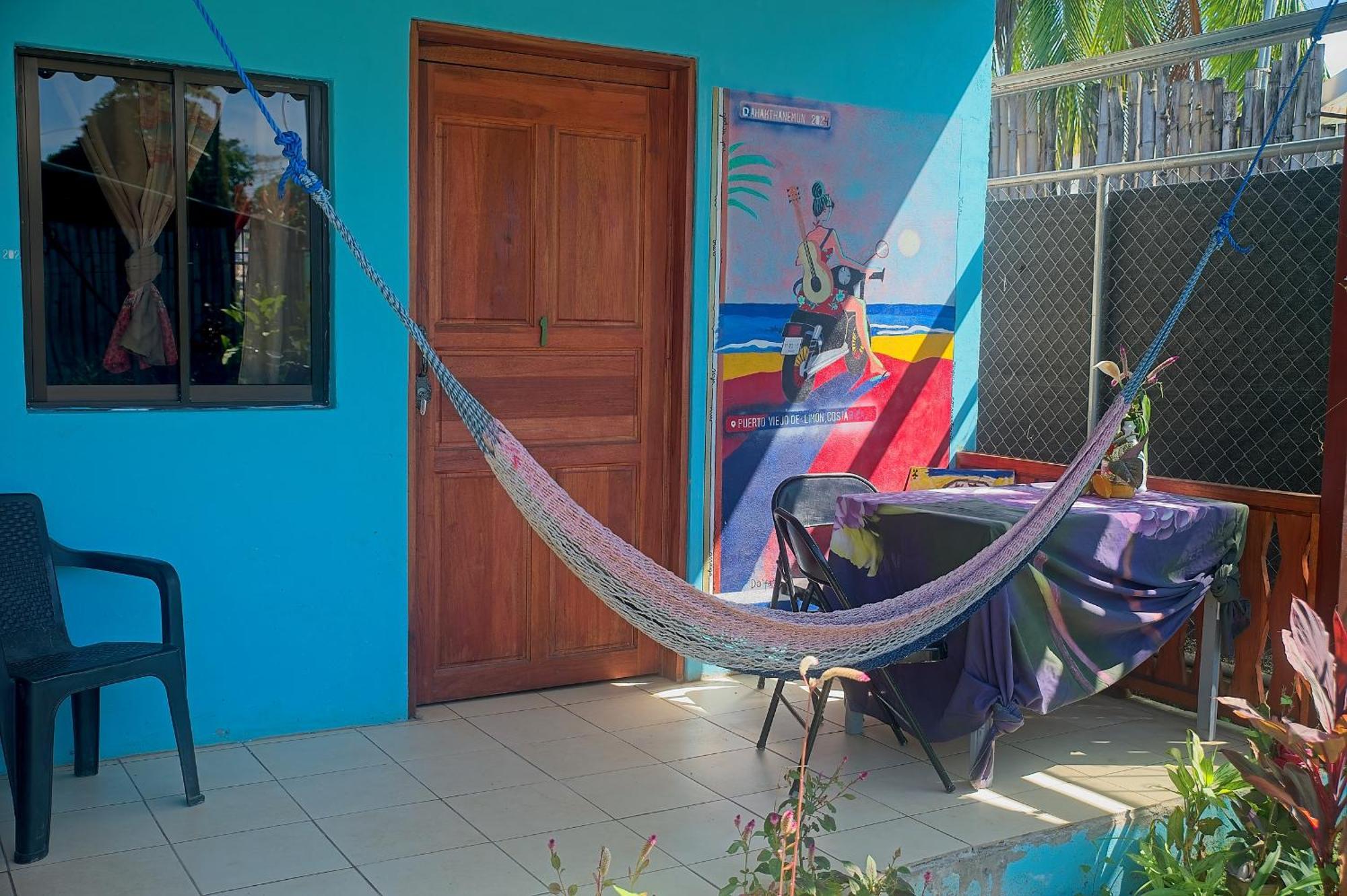 Mar Caribe Pv Hotel Puerto Viejo de Talamanca Екстериор снимка