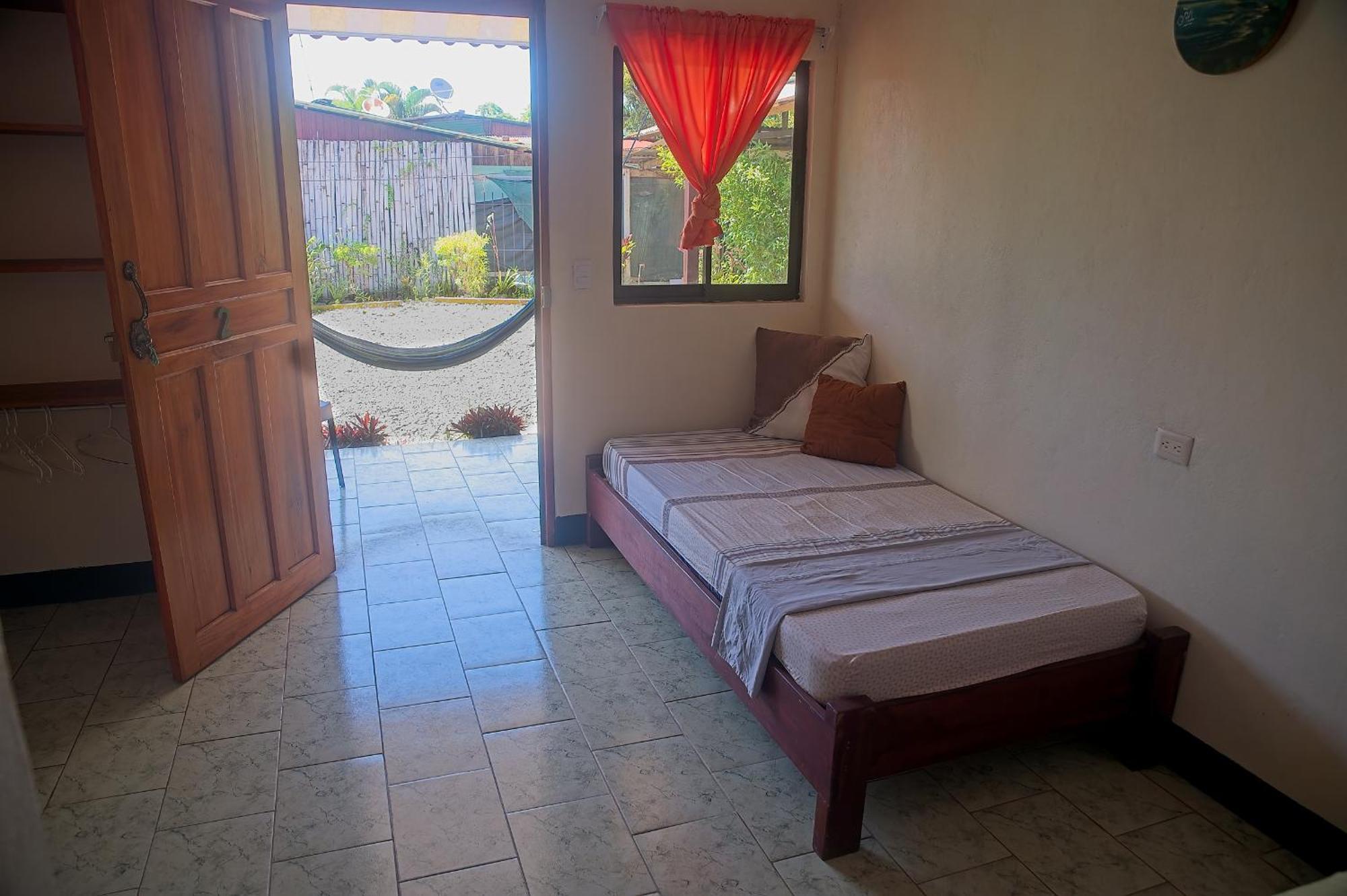 Mar Caribe Pv Hotel Puerto Viejo de Talamanca Екстериор снимка