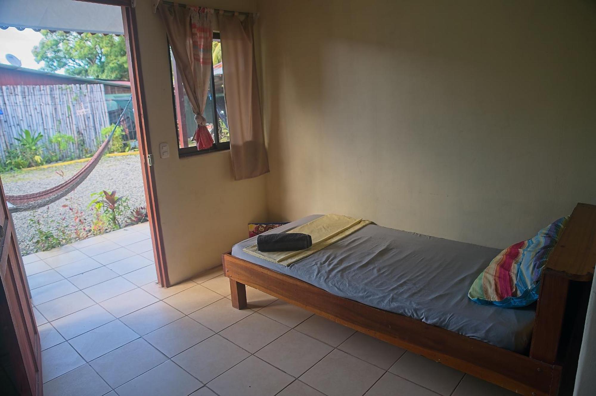 Mar Caribe Pv Hotel Puerto Viejo de Talamanca Екстериор снимка